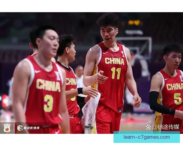 中国男篮逆袭战胜澳大利亚 强势挺进亚洲杯决赛全员展现拼搏精神